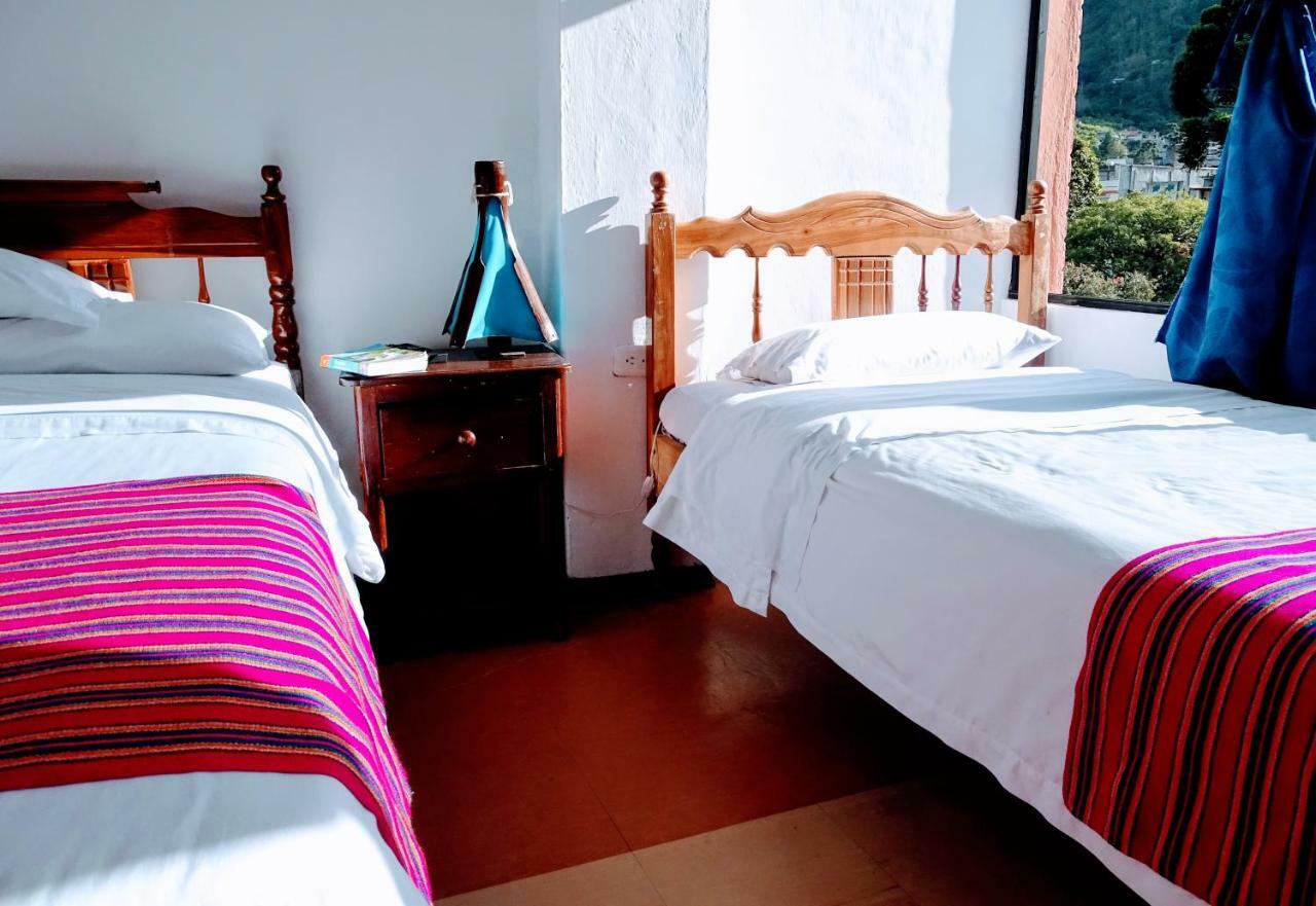 Erupcion Art Hotel & Hostel بانيوس المظهر الخارجي الصورة