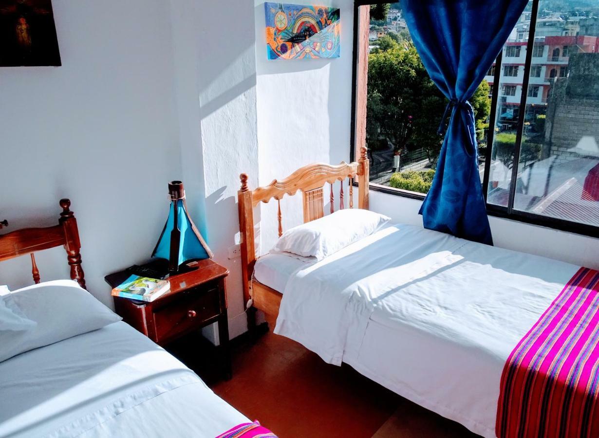Erupcion Art Hotel & Hostel بانيوس المظهر الخارجي الصورة